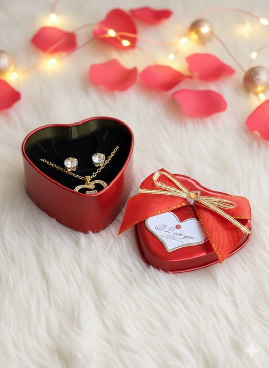 HEART SHAPED EARINGS AND NECKLACE SETT